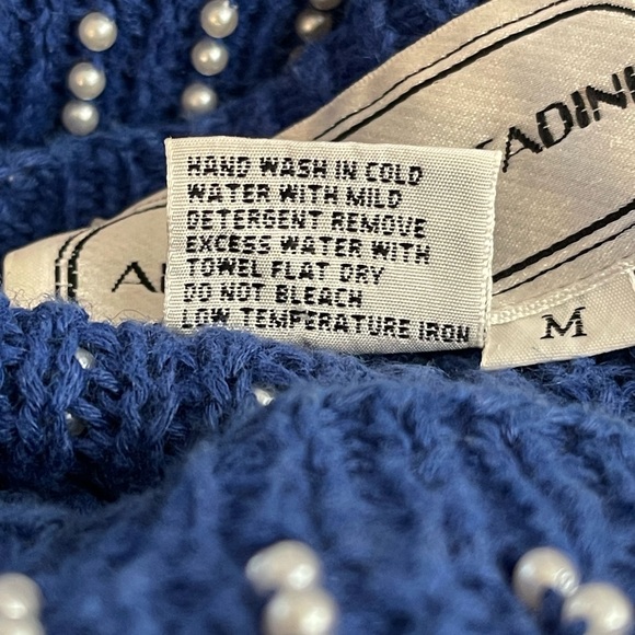 VTG Adrienne Vittadini Mini Sweater Dress Covered Embellished Pearls Sz Med - Picture 4 of 8